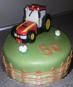 torta traktor 